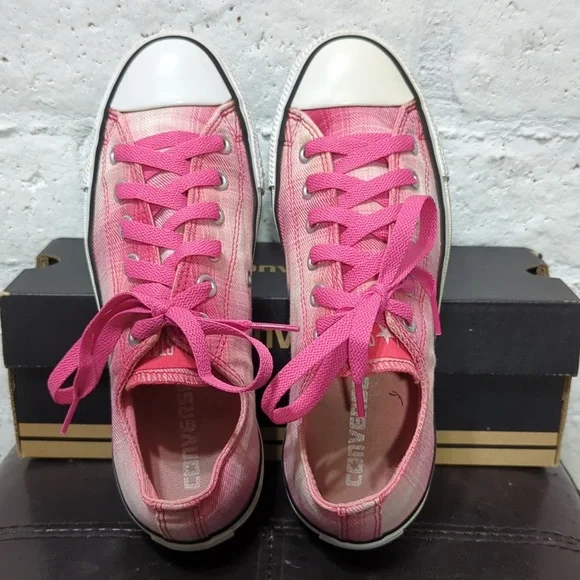 🩷 Pink Plaid Converse All Stars 🩷 - Picture 3 of 9